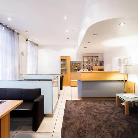 In 16 Heidelberger Hof Düsseldorf